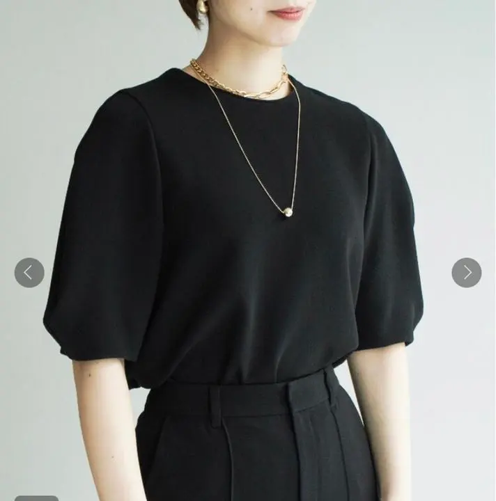 Thumbnail of New UNTITLED Design Sleeve T-Blouse