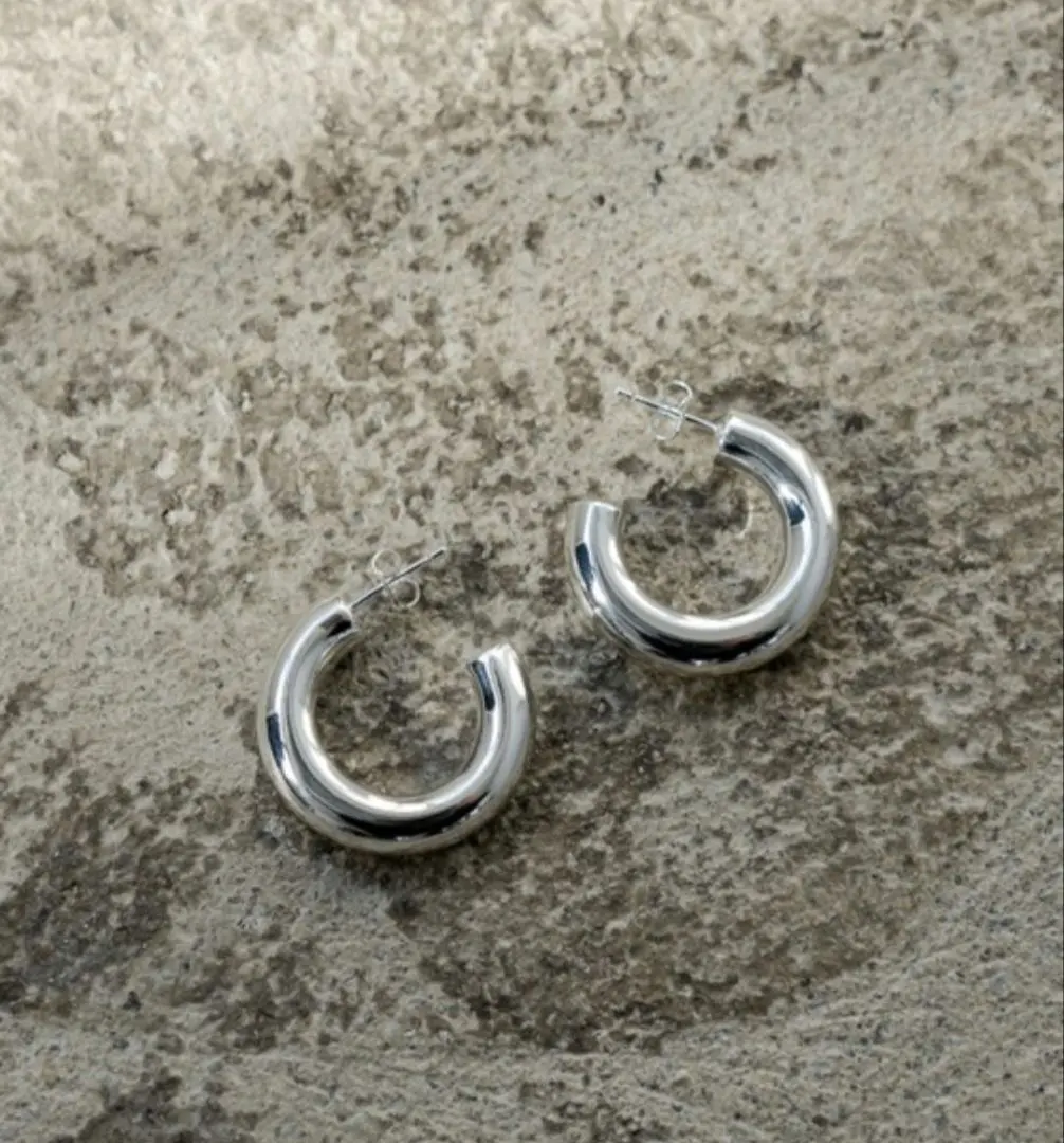 Lounge Dress Galena MINI 圓環耳環 銀色 的縮圖