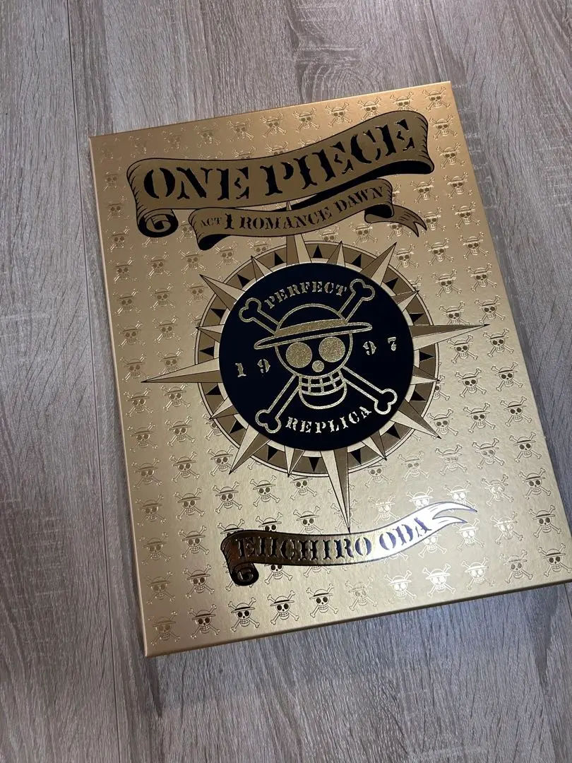ワンピース【シリアル付き】受注生産限定】第１話複製原稿BOX 人気マンガ「ONE PIECE」第1話原稿を完全複製 下書き指示なども