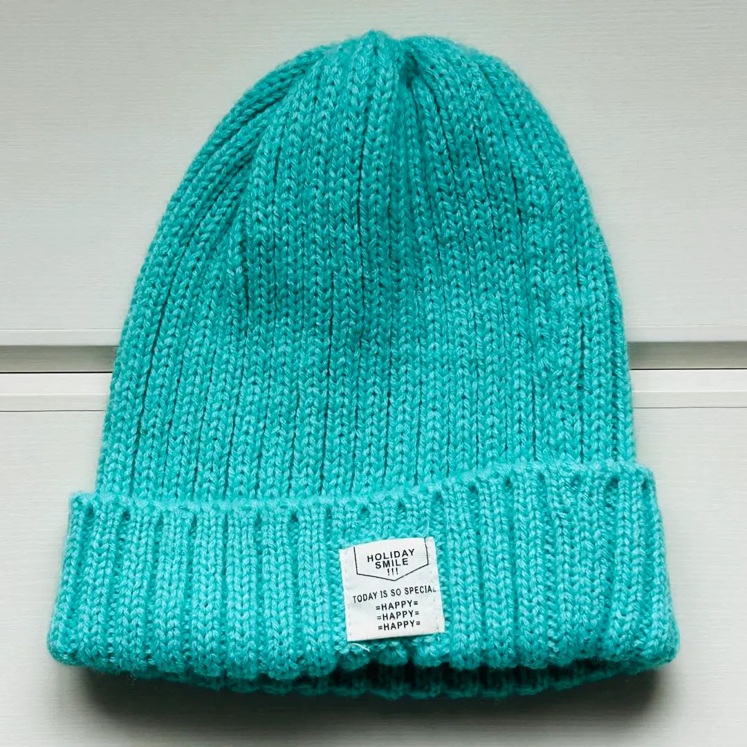 綠松石色毛線帽，附吊牌，使用數次 的縮圖