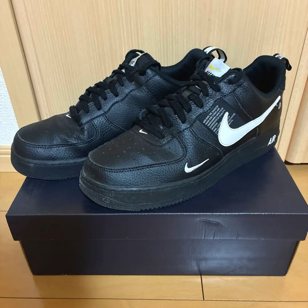 レアモデル　NIKE エアフォース1 mid utirity ナイキ エアフォース1 ミッド ユーティリティ 白黒 804609-103を