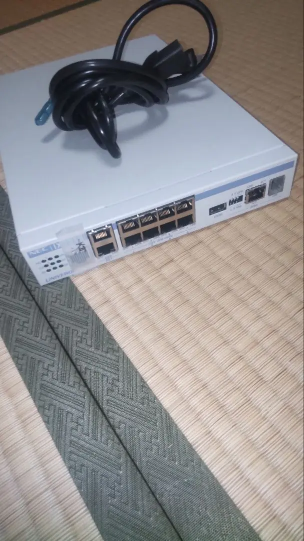 nec　ix2215　見た目キレイめ。 UNIVERGE IX2215 製品写真 : UNIVERGE IXシリーズ | NEC