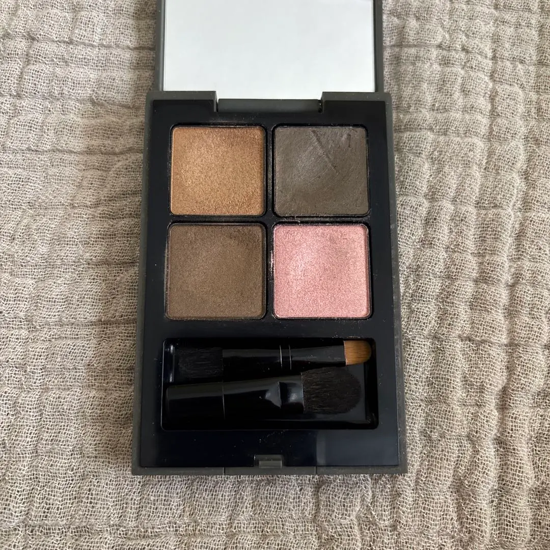 Thumbnail of THREE 4D Plus Eye Palette 01