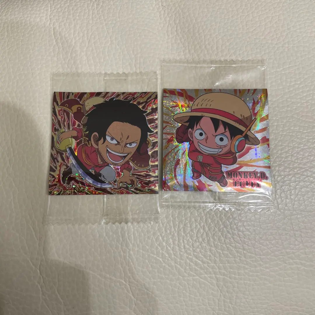 Thumbnail of Monkey D. Luffy and Gol D. Roger - Set of 2