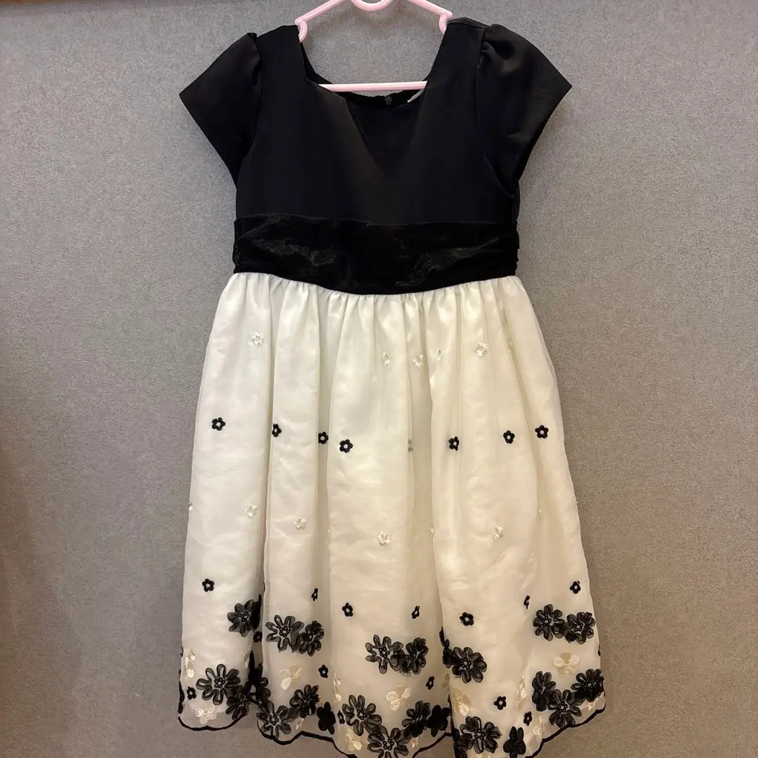 Thumbnail of Motherways dress, size 120