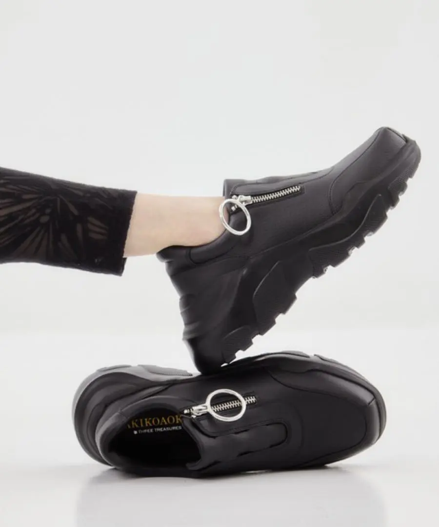 2025年最新】oao 24 スニーカーの人気アイテム - メルカリ