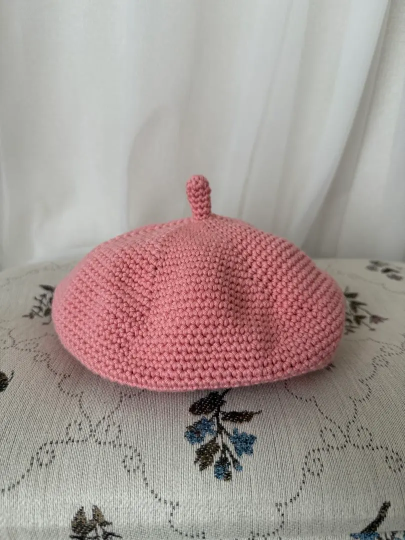 Thumbnail of Pink knit beret