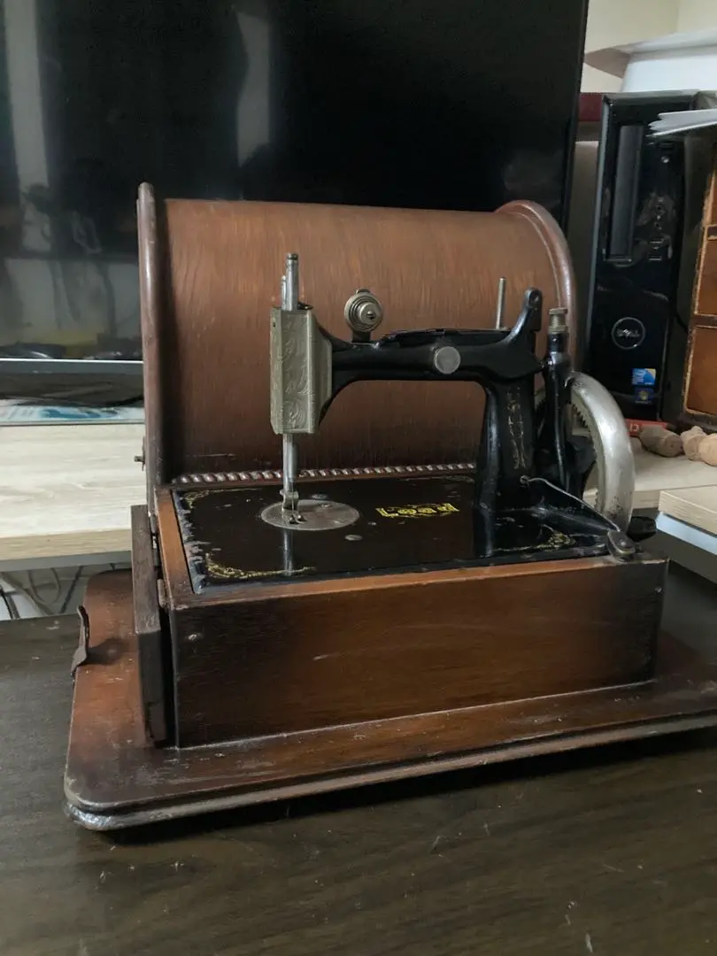 アンティーク 激レア 稀少  LEAD 手回し ミシン　動作品 Japan Vintage 卓上 ミシン LEAD アンティーク 手回し式 木製