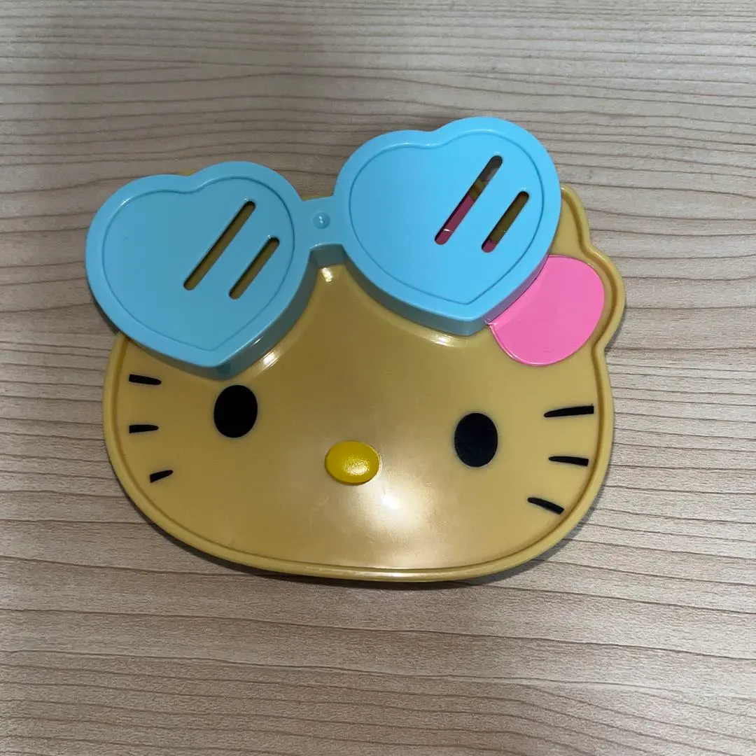 Thumbnail of Hello Kitty Happy Meal