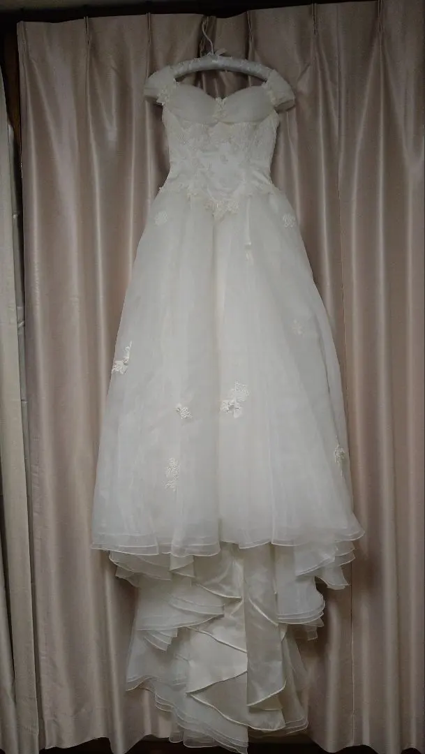 Thumbnail of Wedding dress, size M, pure style, floral pattern, worn by someone 158cm tall