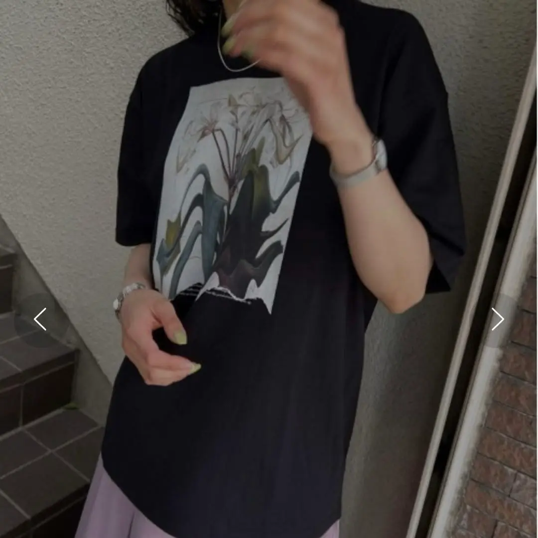 Ameri（アメリ）の「DROOP FLOWER BIG TEE（Tシャツ/カットソー
