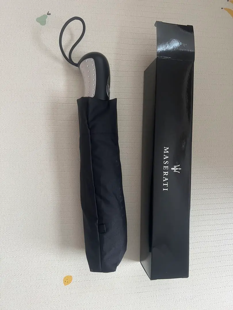 新品 箱付き マセラティ 長傘 傘 持ち手木製 限定 レア 雨具 2025年最新】マセラティ 傘の人気アイテム - メルカリ