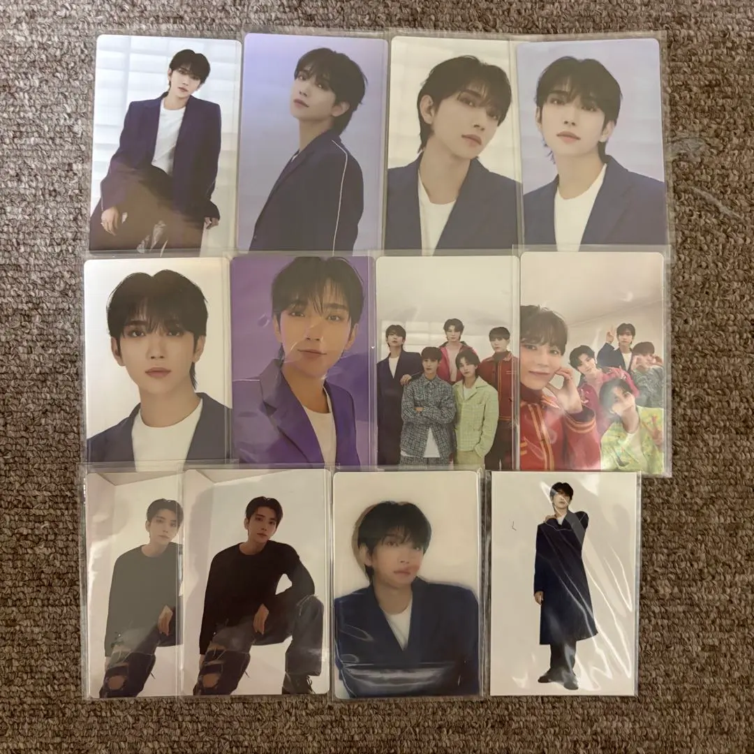 Thumbnail of Seventeen Joshua trading card