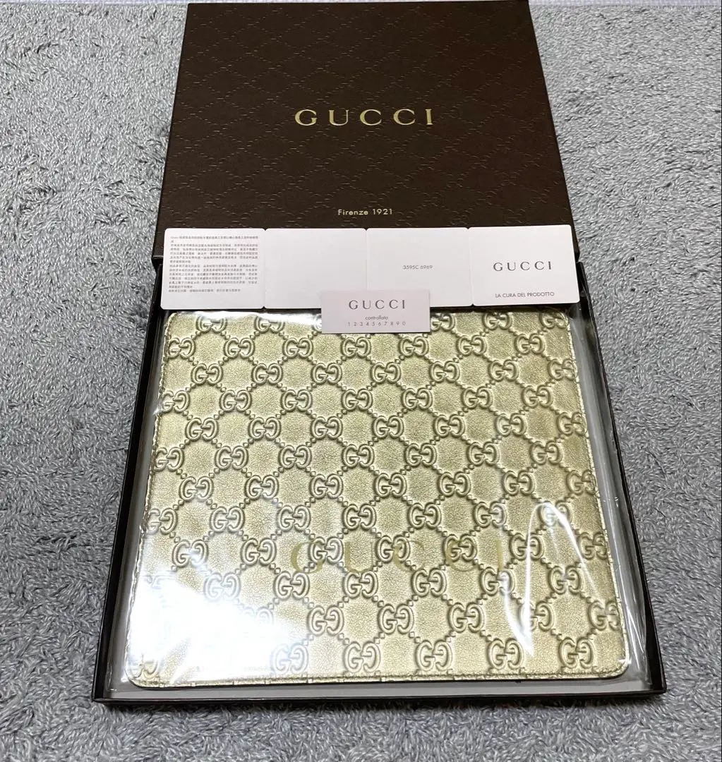 GUCCI マウスパッド2点ゴールド＆オフホワイト 楽天市場】gucci マウスパッドの通販
