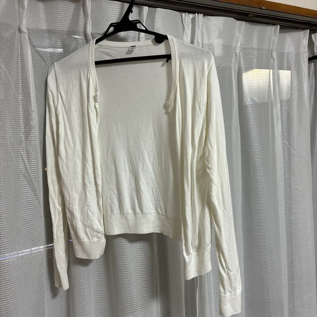 Thumbnail of UNIQLO White Cardigan M