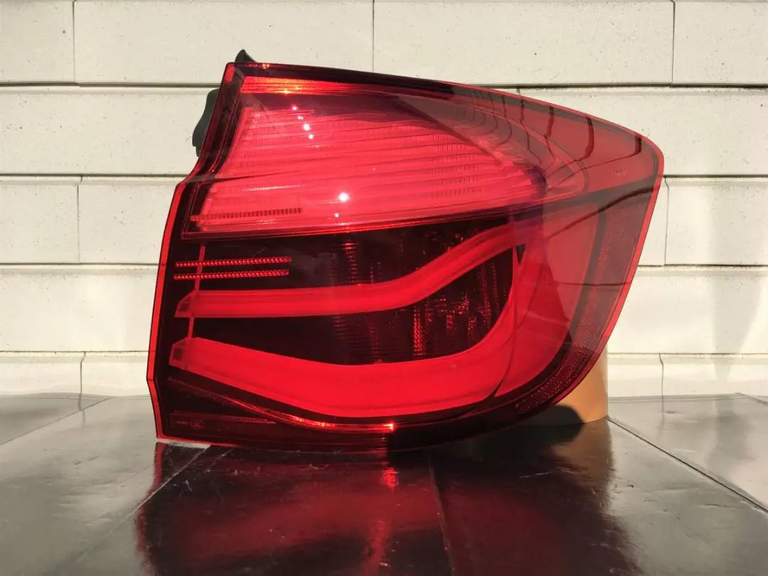 ❗️美品❗️パフォーマンス後期　F31　 LED　BMW 純正 テール　ワゴン用 BMW F31 320d 純正後期M Performanceブラックラインテールライト