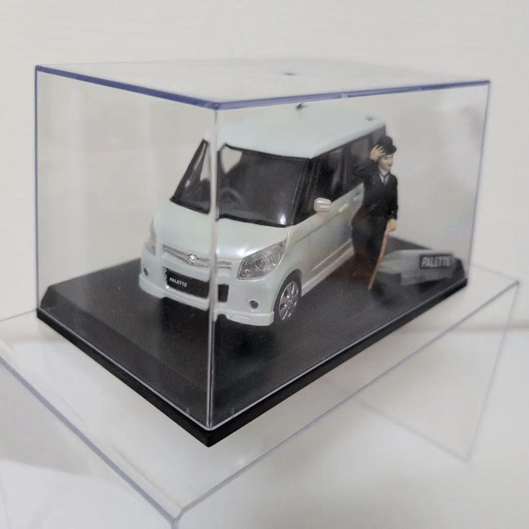 白色調色盤 顏色樣本 迷你車 模型公仔 的縮圖