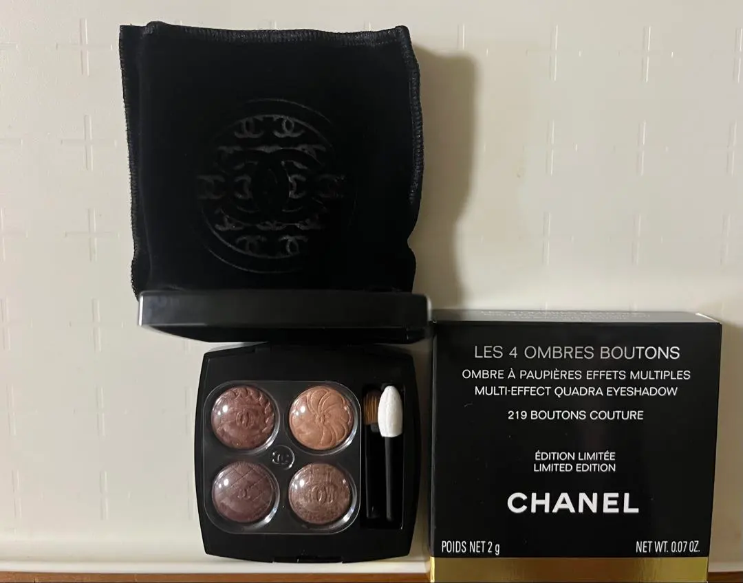 香奈兒 CHANEL Les 4 Ombres 四色眼影 219 Bouton 鈕扣 的縮圖