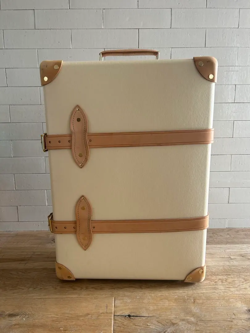 Thumbnail of Globe-Trotter Safari Carry-on