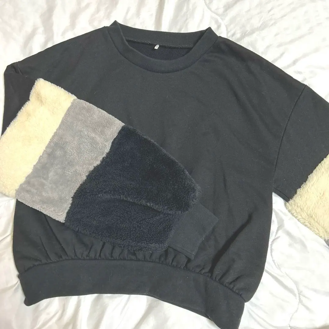 Thumbnail of Women's Sweatshirt with Fur Sleeves, Black, M