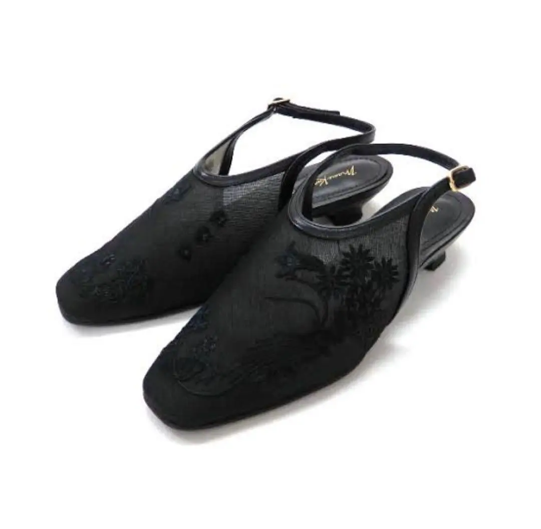 【新品未使用】mame kurogouchi ストラップパンプス 黒 22.5 Mame Kurogouchi：Ankle Strap Pointed Toe Pumps - NAVY
