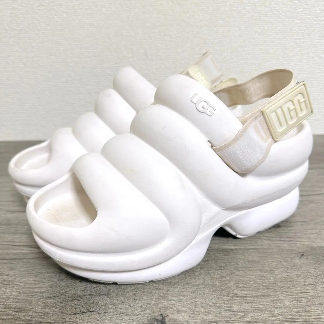 UGG AwwYeah アーイヤー サンダル 24cm 厚底 白　ホワイト　人気 2025年最新】ugg aww yeah 24の人気アイテム - メルカリ