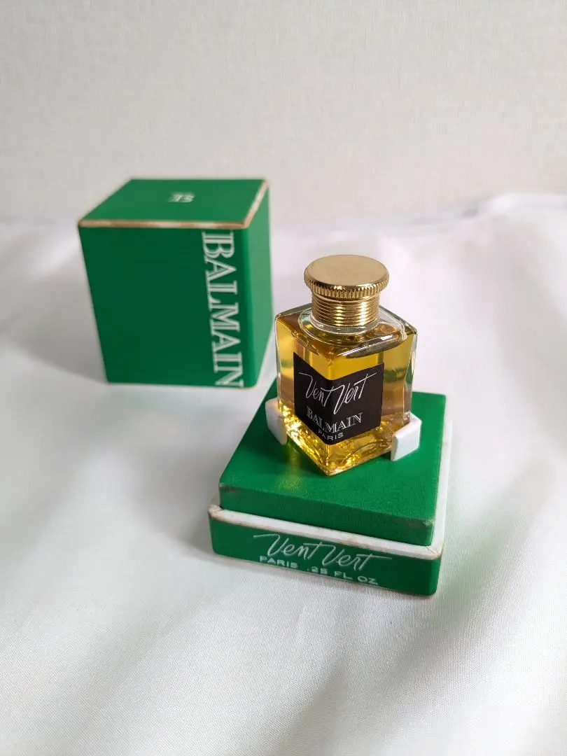 B2　ピエール・バルマン イヴォワール ドゥ バルマン トワレ　2箱　28ml 2025年最新】Pierre Balmain コスメ・美容の人気アイテム - メルカリ