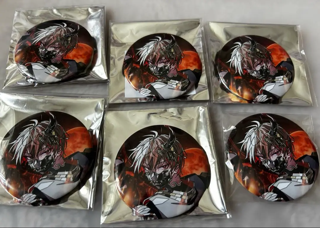 シクフォニ 暇72六幻缶バッチ40個セット Amazon.co.jp: シクフォニ 暇72 缶バッジ 六陣革命 4BN : おもちゃ