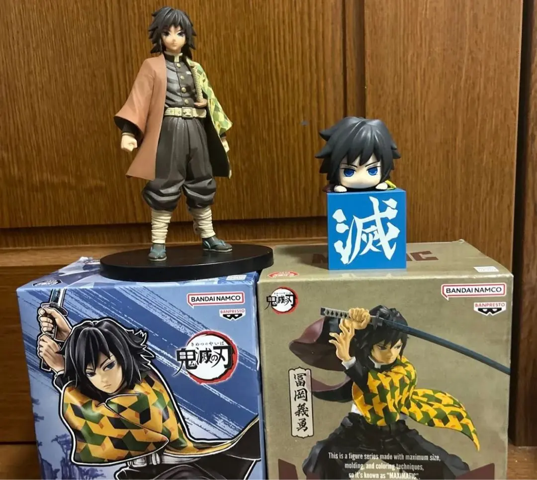 Thumbnail of Demon Slayer: Kimetsu no Yaiba Giyu Tomioka Figure 4-piece Set Including Hikkake Figures. Not sold separately.