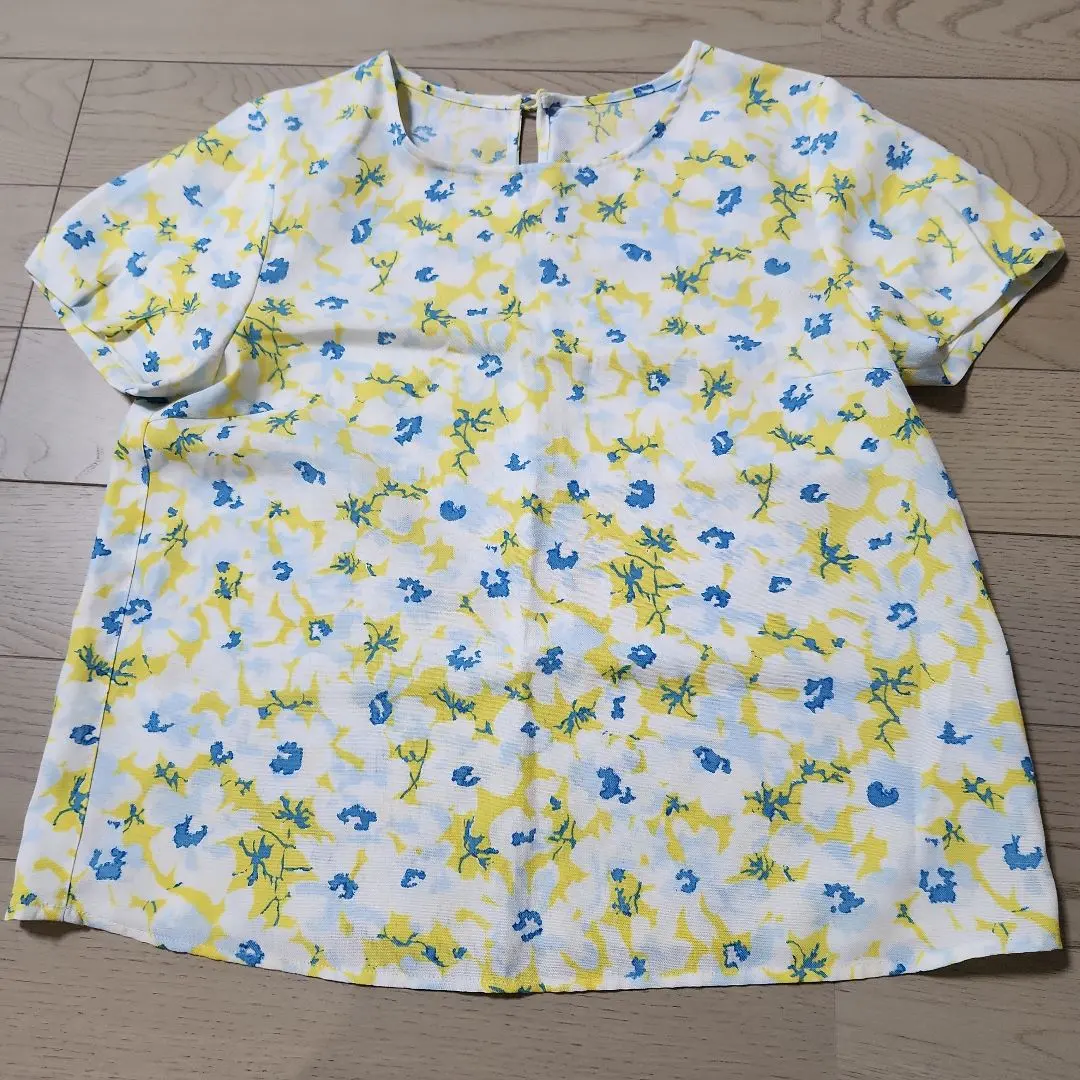 Thumbnail of ROPE PICNIC Floral Short Sleeve Blouse 38 Yellow
