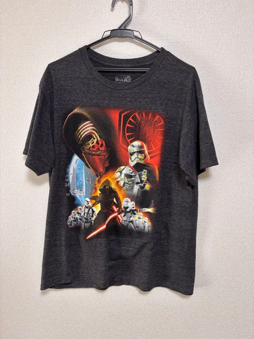 Thumbnail of Star Wars T-shirt, Size L