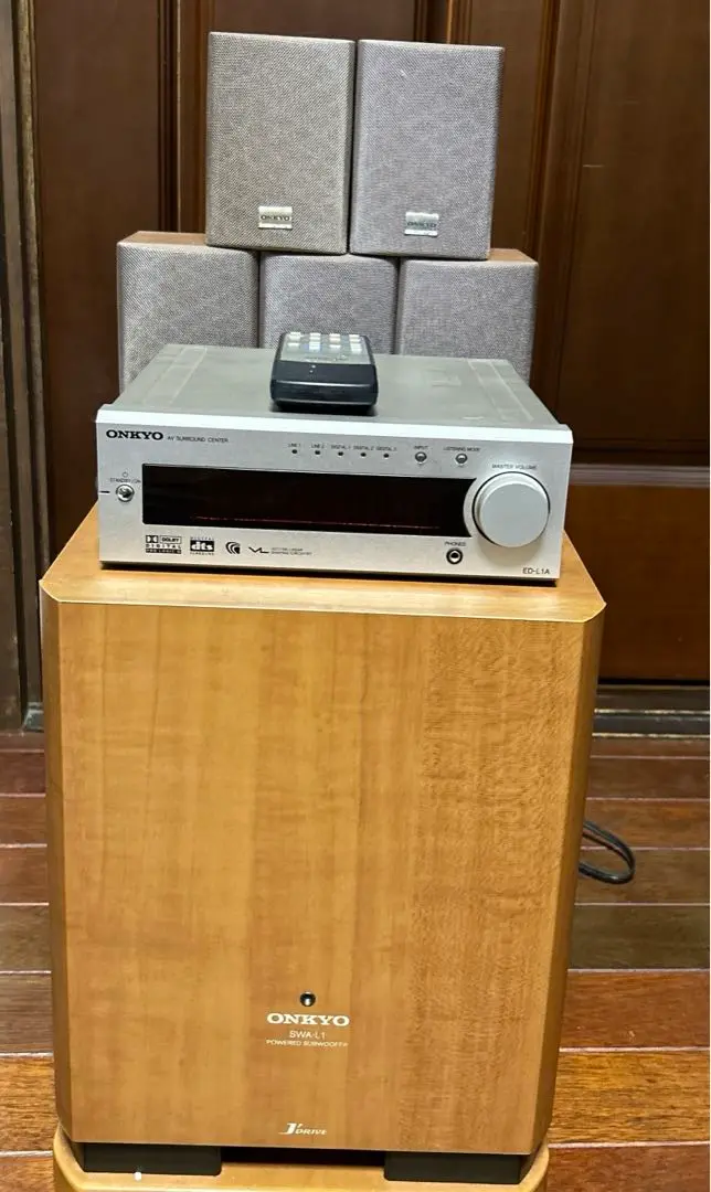 ONKYO 5.1chデジタルホームシアターシステム DHT-L1 動作確認済 ONKYO 5.1ch ホームシアターシステム DHT-L1 (買取ファミリーズ