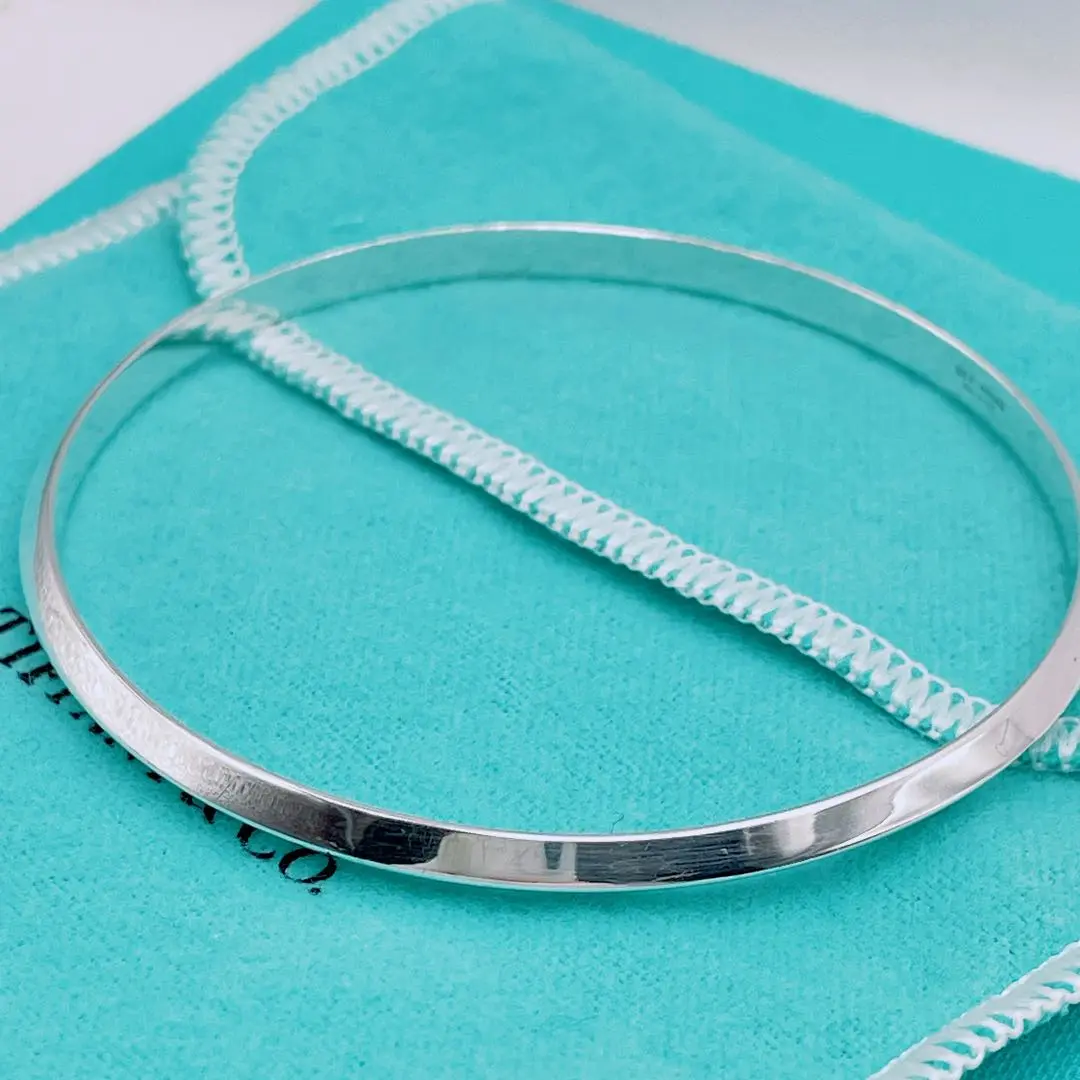 Tiffany & Co. ナイフエッジ　バングル　ブレスレット　シルバー TIFFANY&Co. ティファニー バングル ブレスレット ナイフエッジ