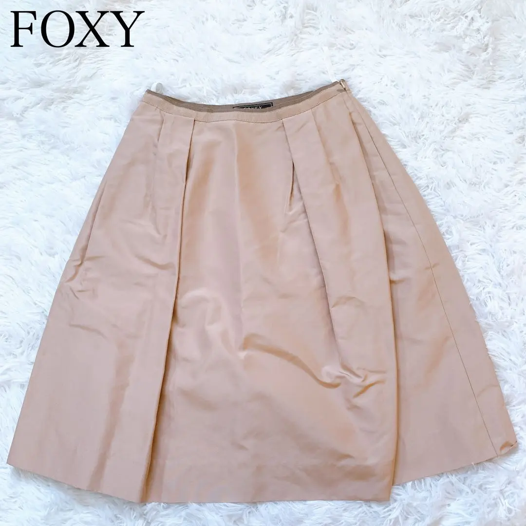 Thumbnail of Excellent Condition FOXEY skirt, pink rose, silk, size 38 (S)