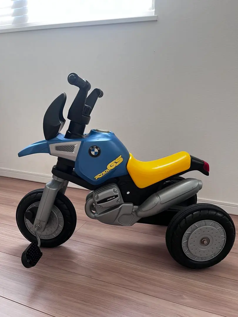 BMW R1200GS Pedal キッズ　三輪車　正規ディーラー限定 BMW R1200GS Pedal キッズ 三輪車 正規ディーラー限定