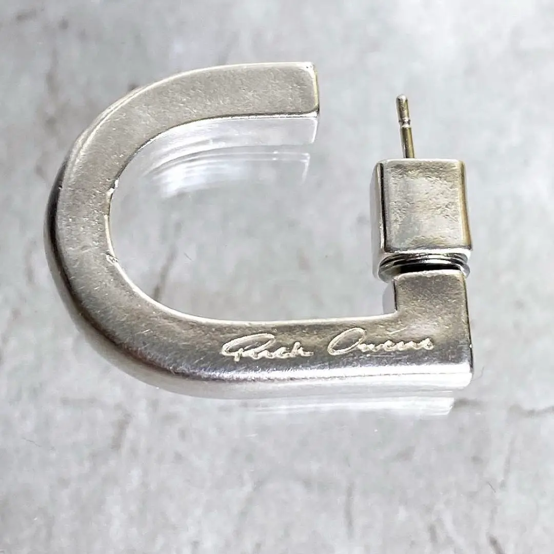Rick Owence Pentagon ピアス