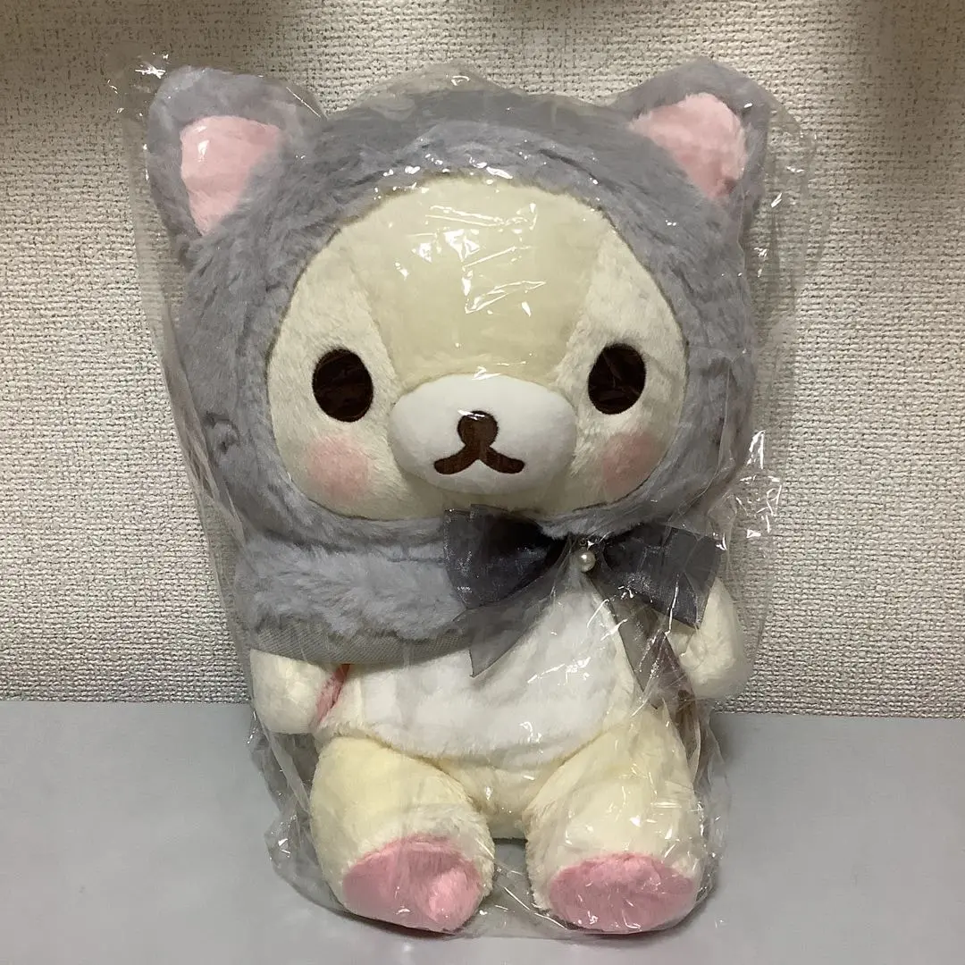 ③：コリラックマキャット Mサイズ ぬいぐるみ 限定品 コリラックマキャット ぬいぐるみ - メルカリ