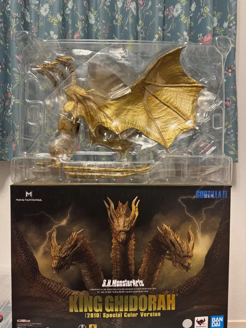【☆短期出品！早い者勝ち！】キングギドラ2019(モンスターアーツ) Amazon.co.jp: TAMASHII NATIONS S.H.モンスターアーツ ゴジラ