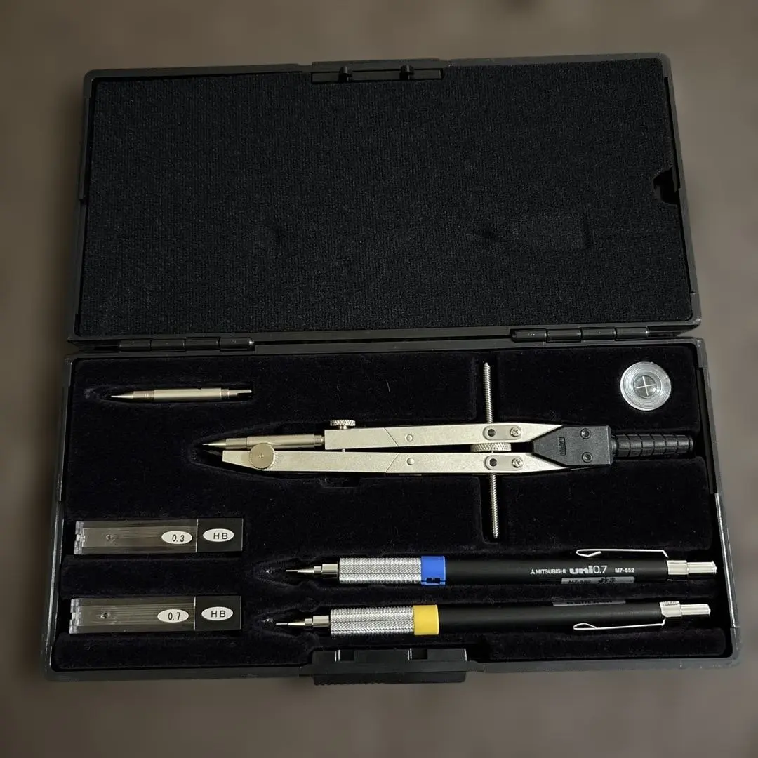 Thumbnail of UCHIDA KD Series Drafting Instrument Set