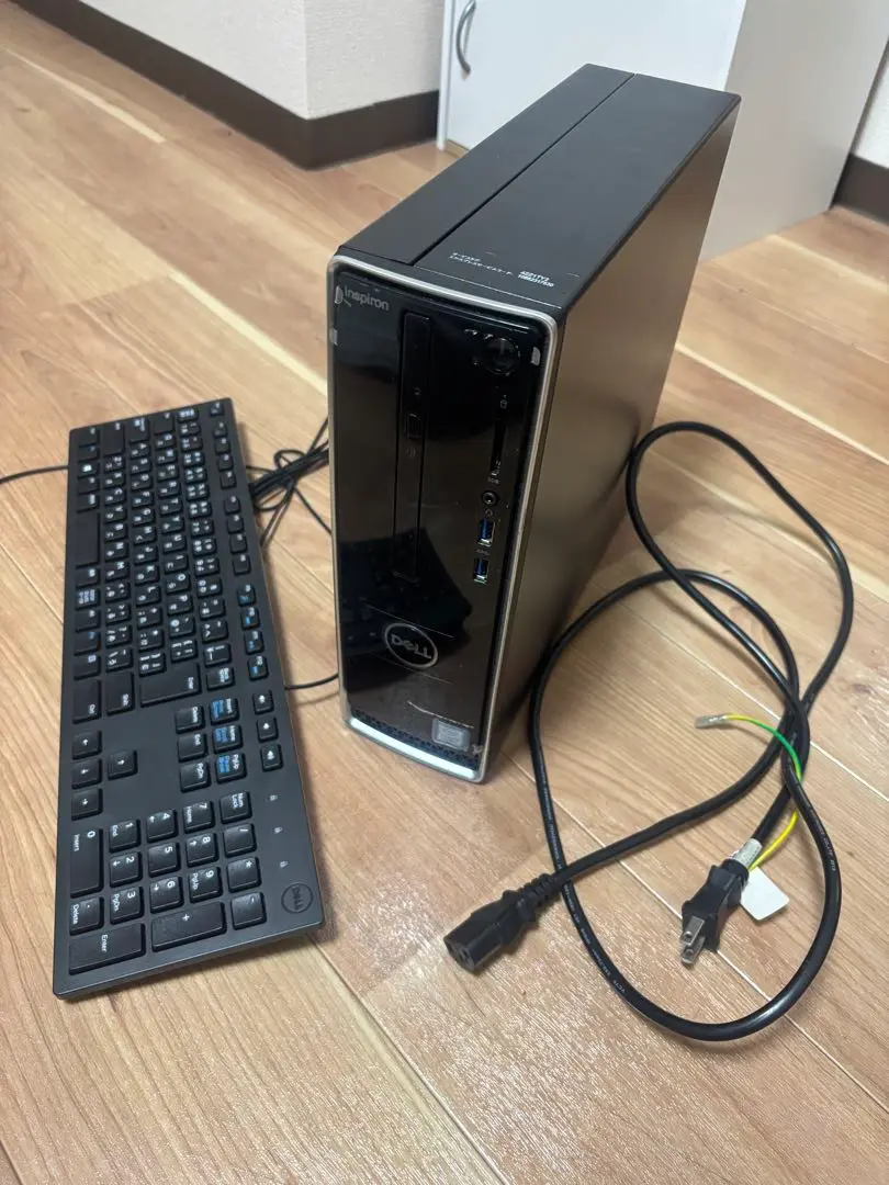 DELL Inspiron3470 COREi3 8世代（本体＋キーボード） DELL Inspiron3470 COREi3 8世代（本体＋キーボード） - メルカリ