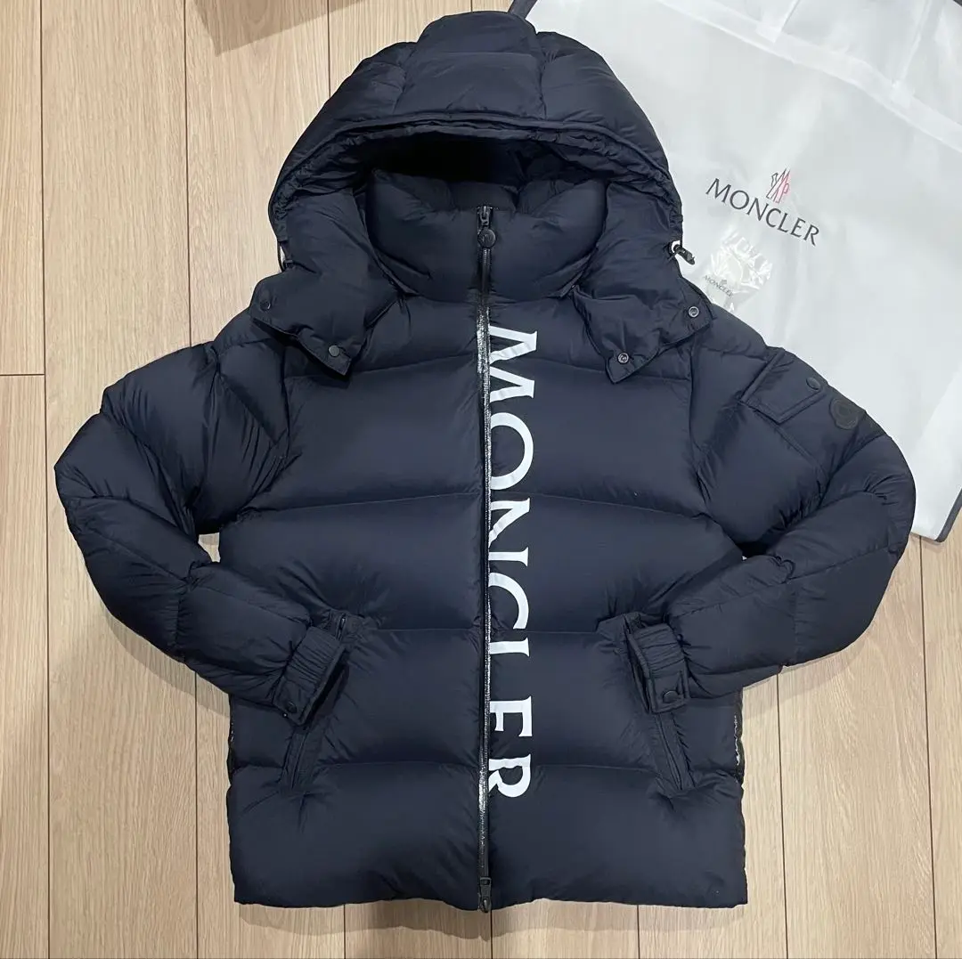 【新品】MONCLER MAURES ダウンジャケット 2 ギフト包装 新品】MONCLER MAURES ダウンジャケット 2 ギフト包装 メンズ