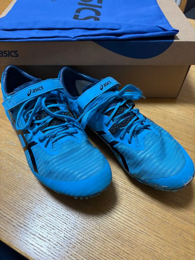 Thumbnail of Asics SP Blade spikes, size 27.5