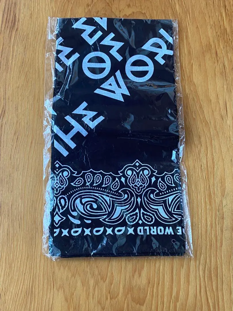 カズオミバンダナ ロットングラフティー カズオミバンダナ - メルカリ