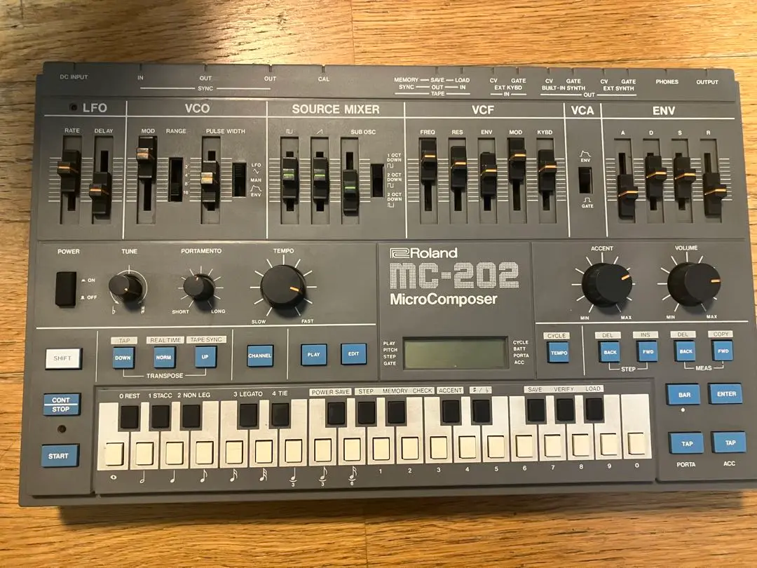 Roland MC-202 アナログシンセサイザー　完動品 2025年最新】roland mc-202の人気アイテム - メルカリ