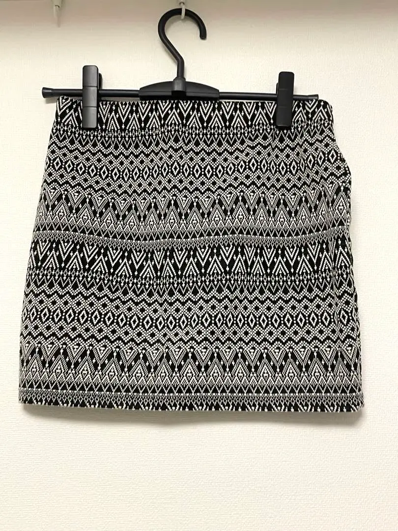 Thumbnail of Geometric Pattern Tight Mini Skirt