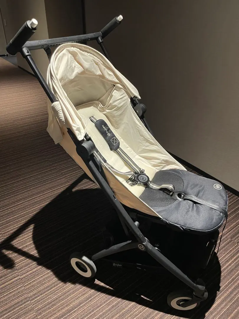 Cybex Libelle Canvas White 2024款 的縮圖