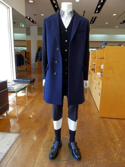 もち【極美品】高級CARVEN カルヴァン　チェスターコート　44 もち様専用【極美品】高級CARVEN カルヴァン チェスターコート 44