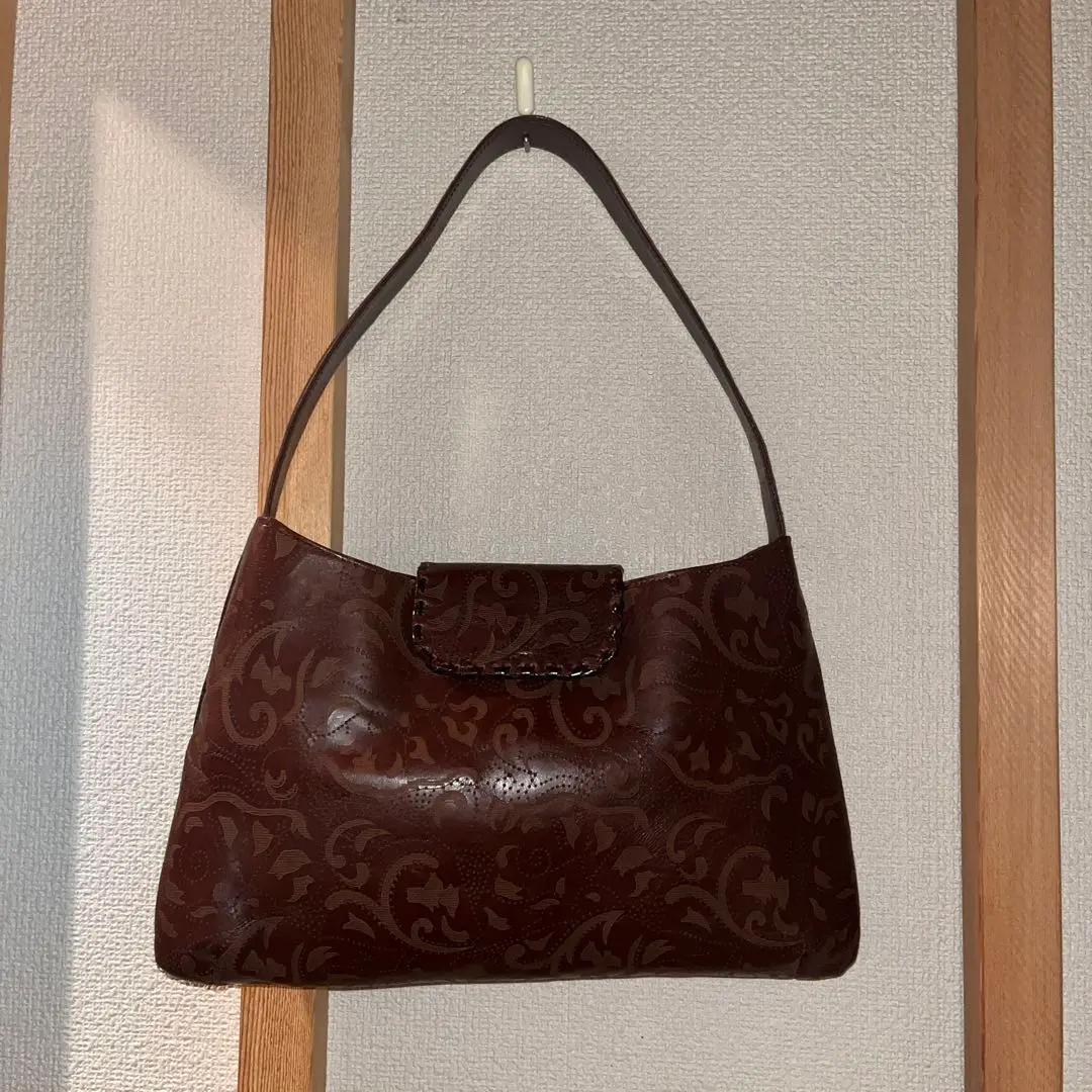 お値下げ美品　横浜皮革工房AKIハンドメイド　ワンショルダーバック 美品横浜皮革工房AKIハンドメイドワンショルダーバック