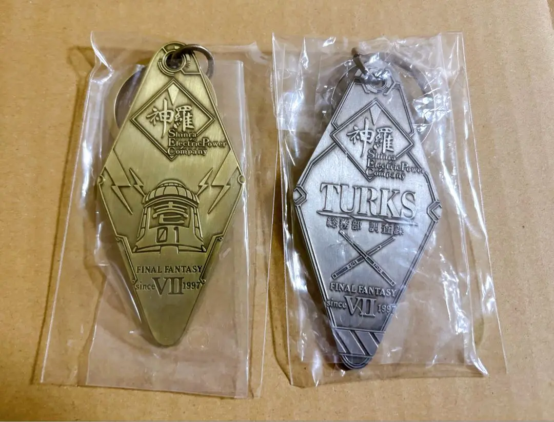 FF7 モーテルキーホルダー タークス シルバー ファイナルファンタジーVII リメイク
