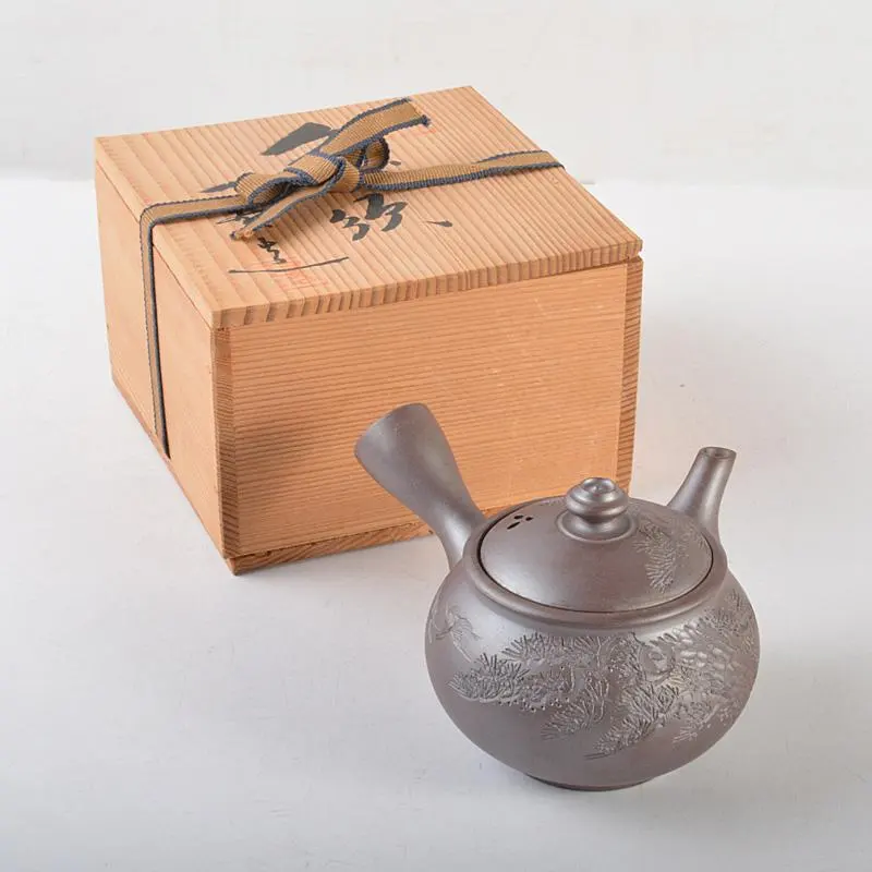 Thumbnail of Sencha tea utensils, Tokoname ware, made by Issa, flower carving, yokote kyusu (side-handled teapot), with original box, M, 5537